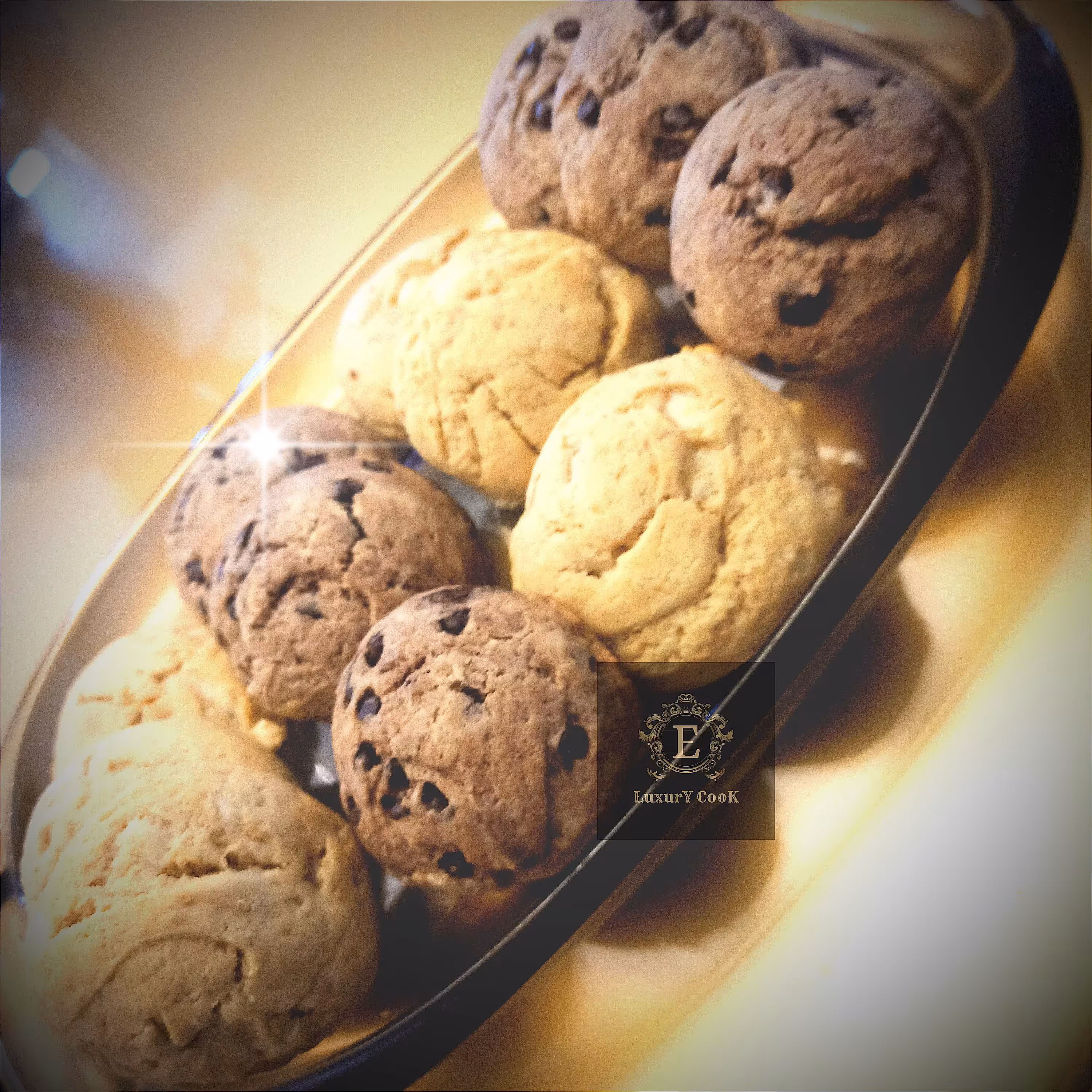 کوکی کلوچه ای نسکافه ای و شکلاتی با تکه های شکلات هزینه پیک پس کرایه 