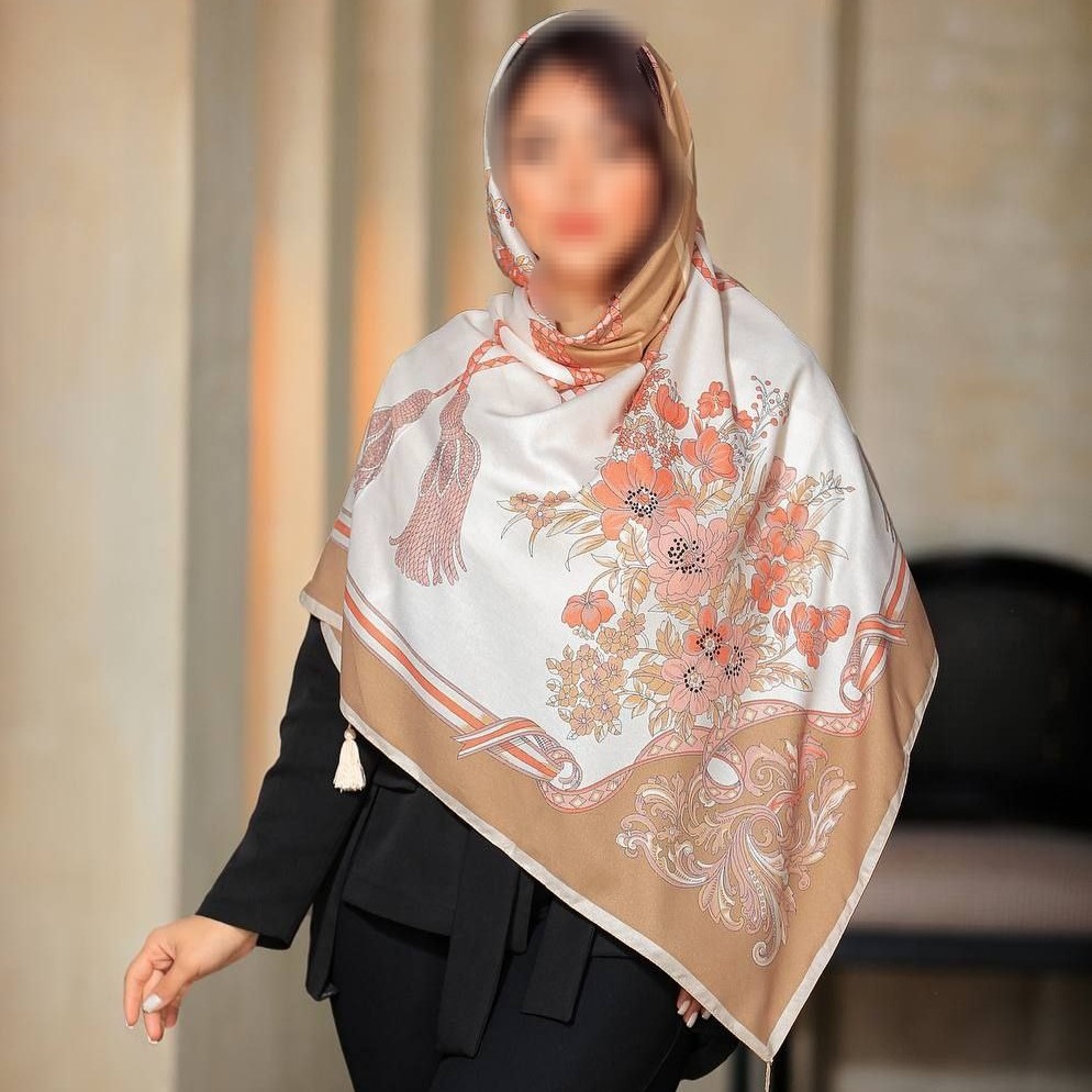 روسری نخی پاییزه رنگ سفیدکرم