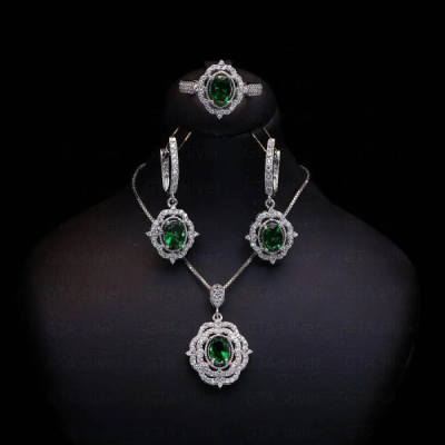 نیم ست نقره زنانه مجلسی با سنگ سبز زمردی کد 16003