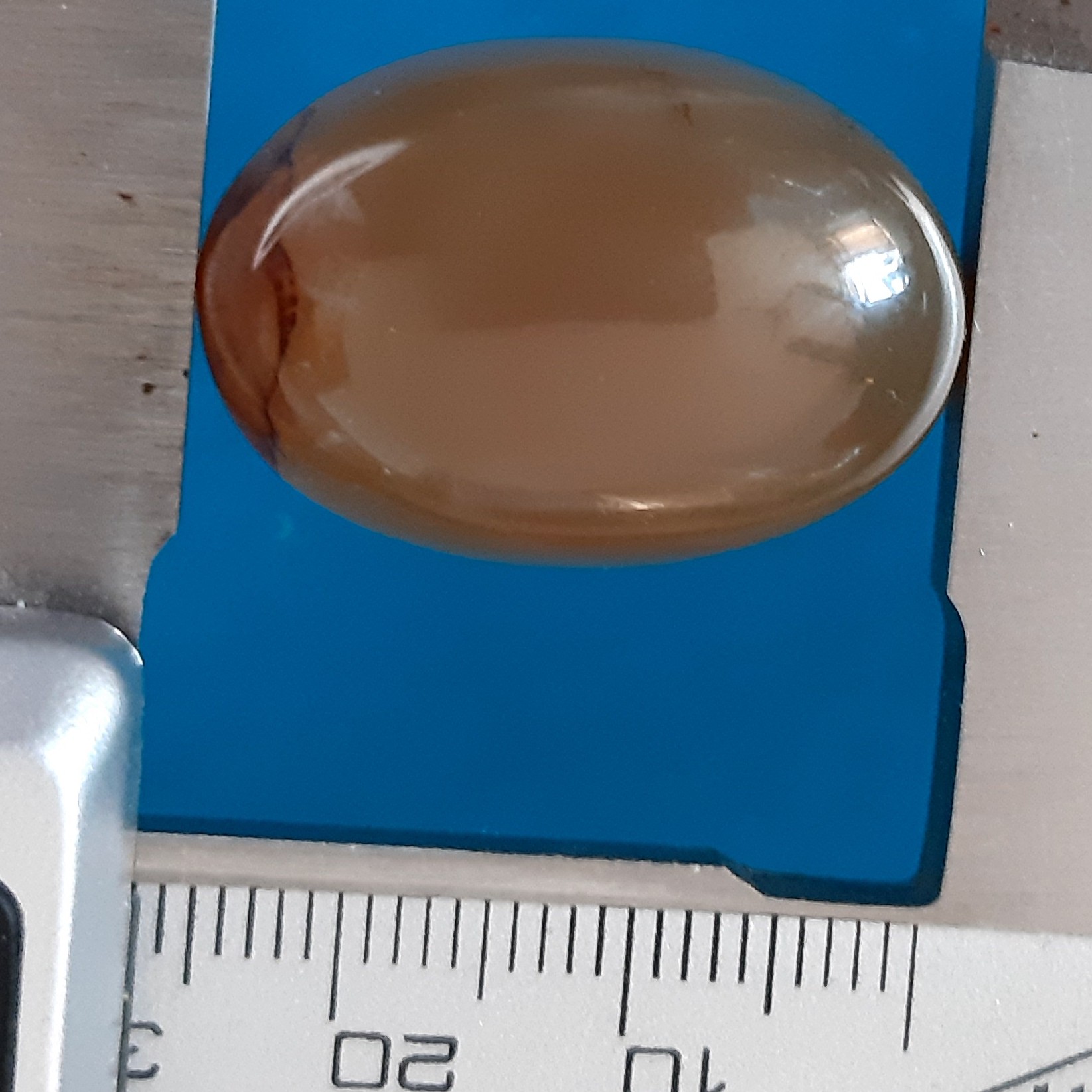 عقیق خوش رنگ چرب