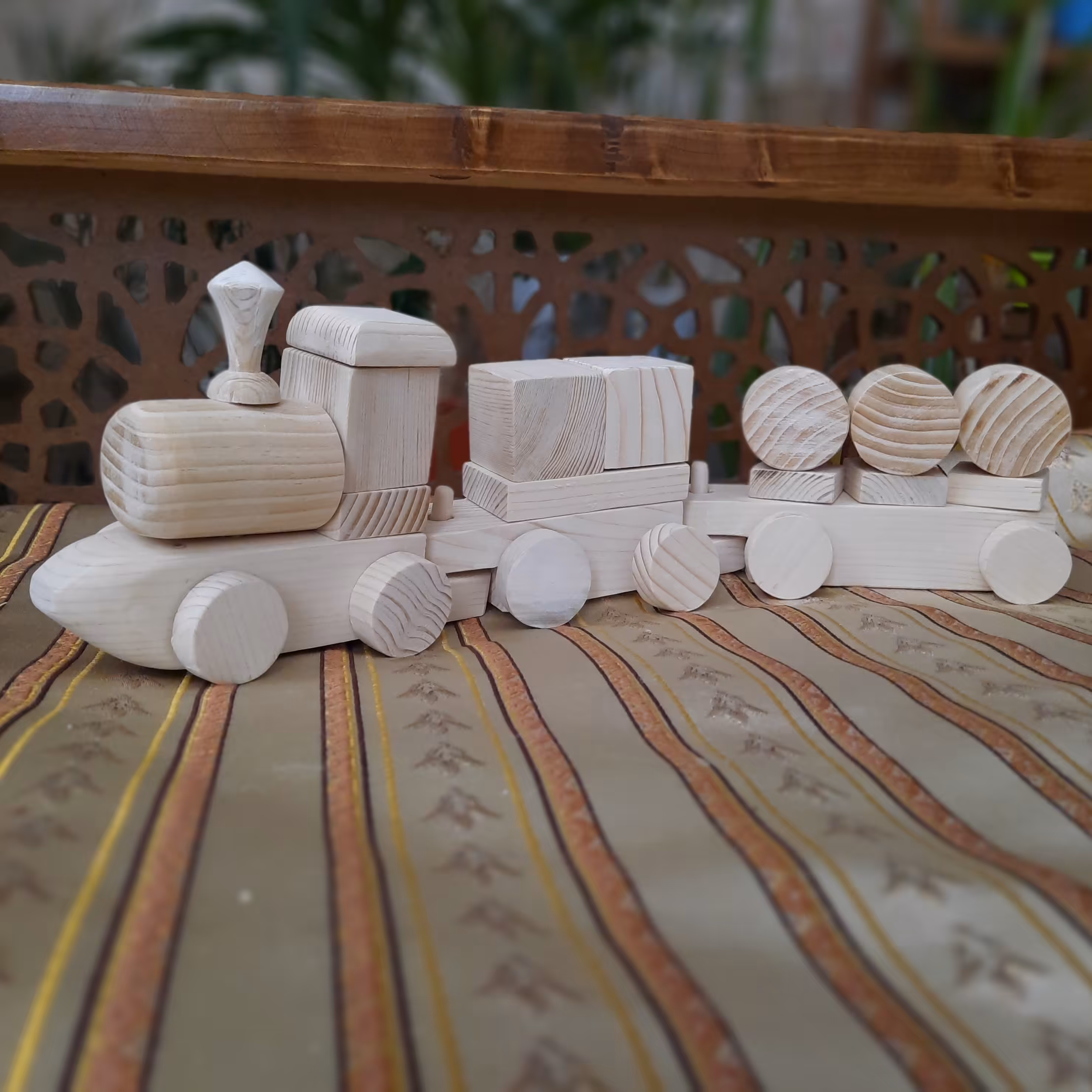 اسباب بازی خام  قطار چوبی