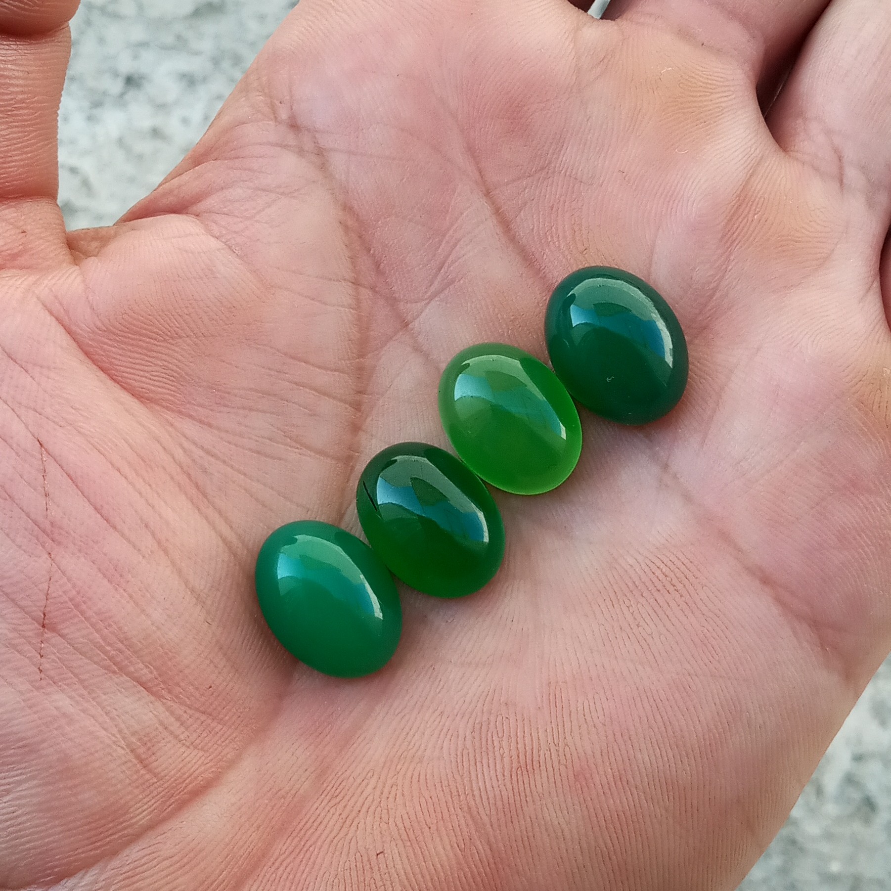 نگین سبز  برزیلی 