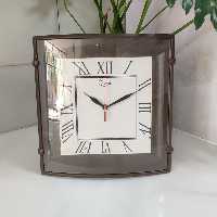 ساعت دیواری هوفل چهارگوش در رنگبندی های مختلف با طراحی زیبا باکیفیت بالا و عالی