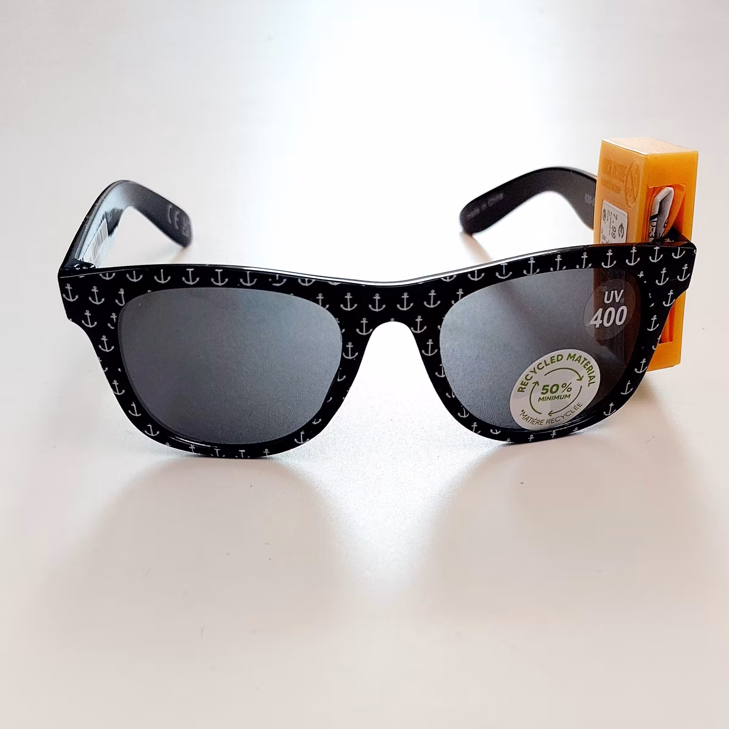 عینک پسرانه استاندارد اروپا