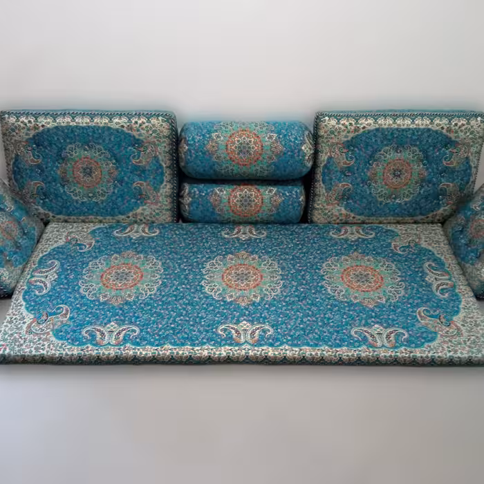 پشتی سنتی شاهنشین طرح ترمه ترنج با زمینه آبی 7تیکه  3نفره (ارسال با باربری به همراه پس کرایه)