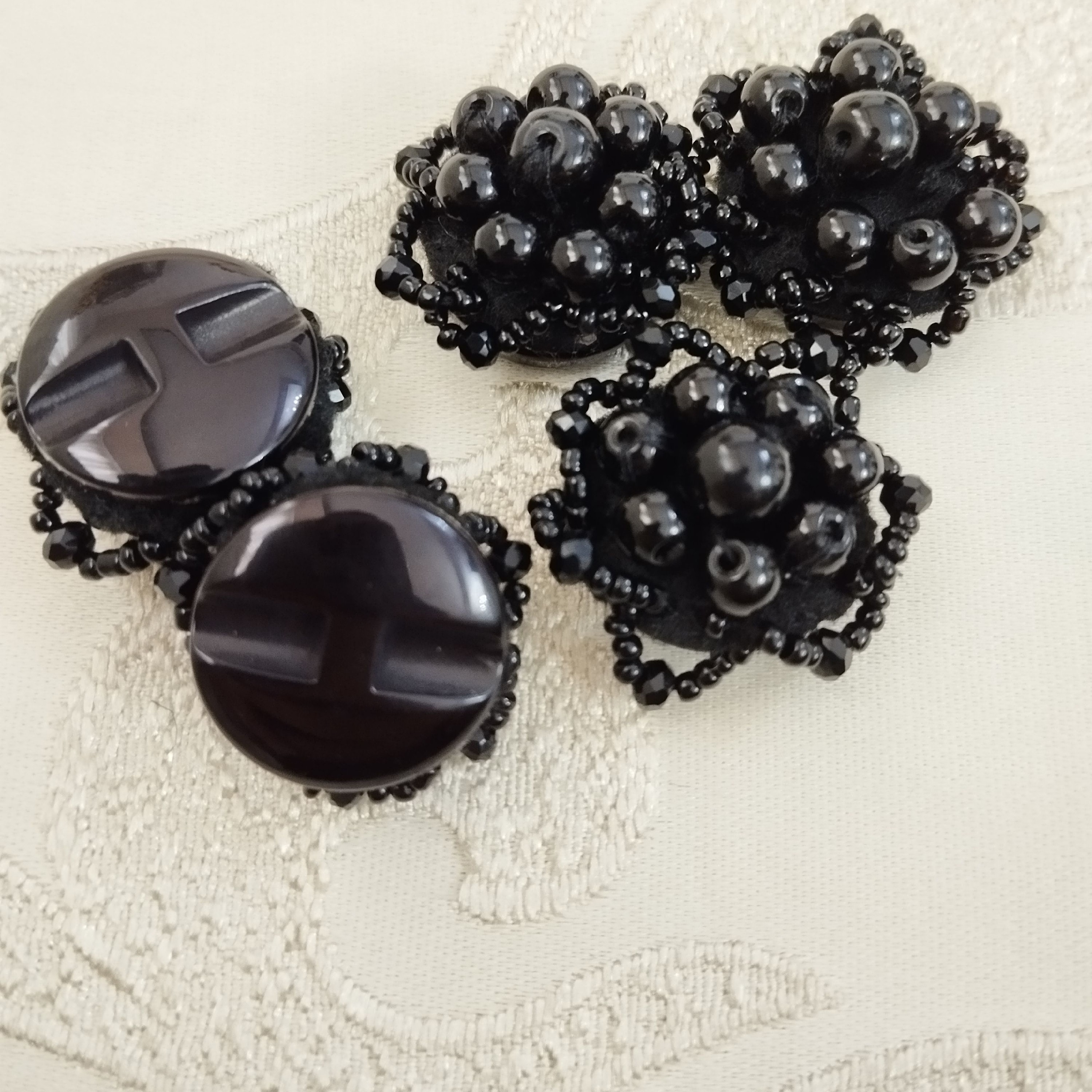 دکمه تزیینی کت ومانتو 6عددی