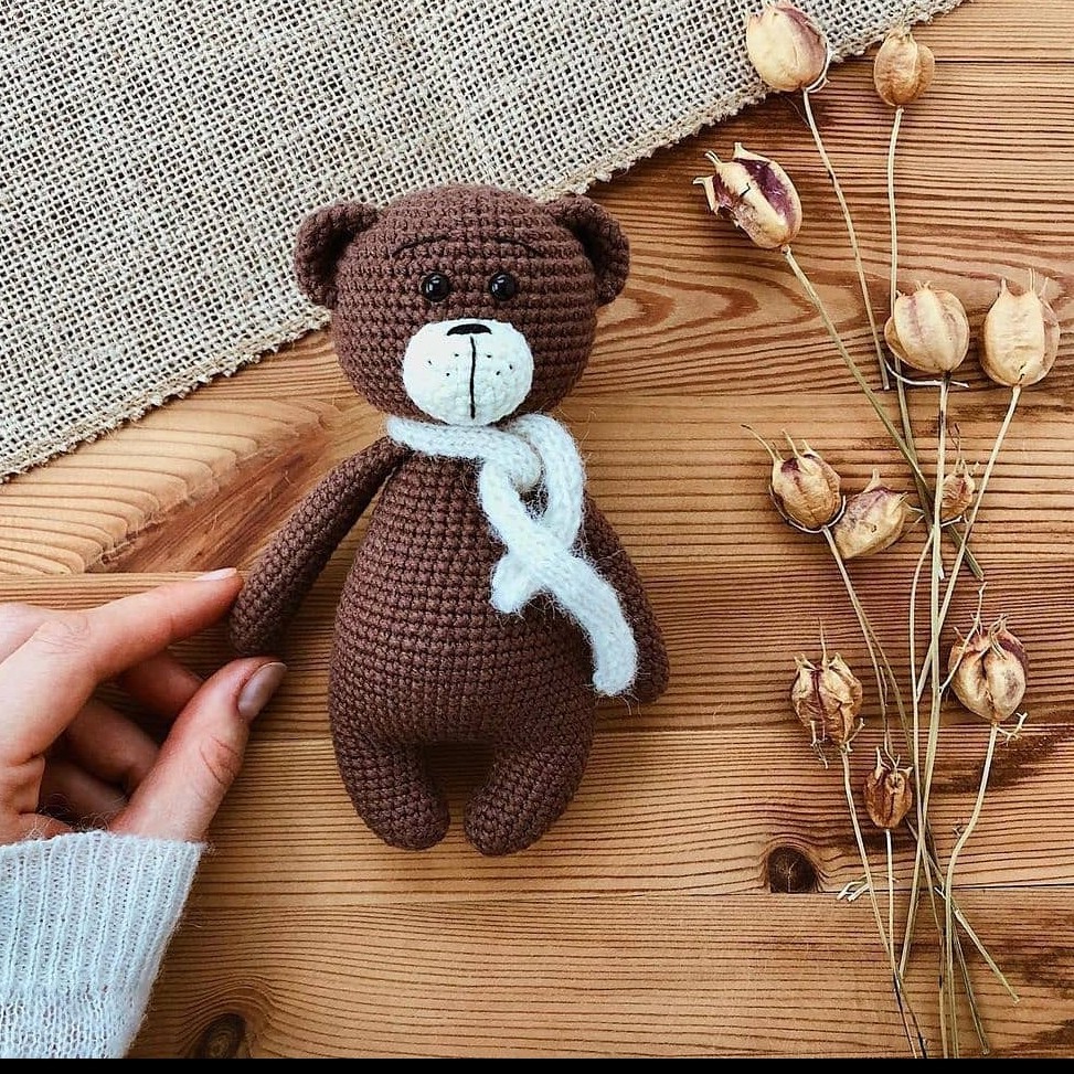 عروسک خرس قهوه ای
