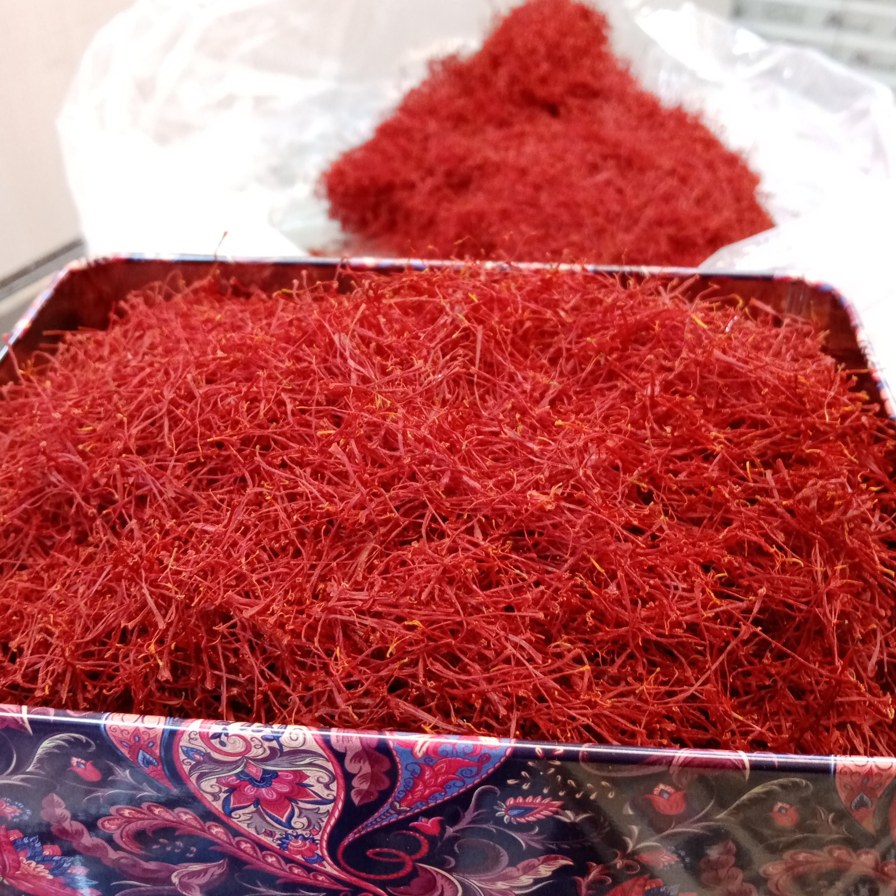 زعفران نگین درجه 1(10گرمی)