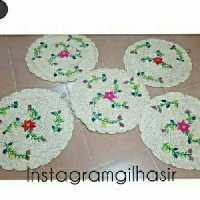 سفره حصیری گل گلی