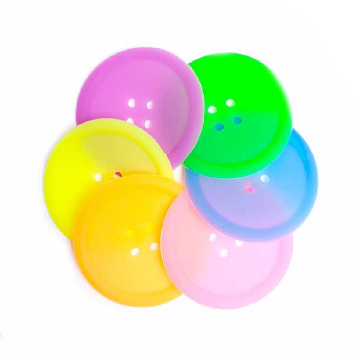 زیرلیوانی سیلیکونی طرح دکمه کد R6