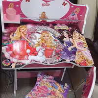 میز تحریر کودک طرح باربی گیتاری ( 3 الی 13 سال) رنگ صورتی( دخترانه)