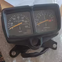 کیلومتر کامل موتور سیکلت مارک پاسارگاد فابریک کارخونه (پس کرایه)