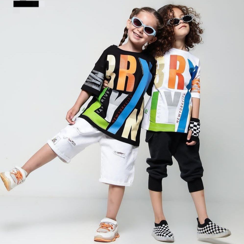 تیشرت حروف اسپرت-دارای رنگبندی-جنس نخ پنبه
کیفیت فوق العاده-سایزبندی 4 تا 16 سال