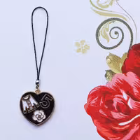 آویز فلش و کیف قلبی