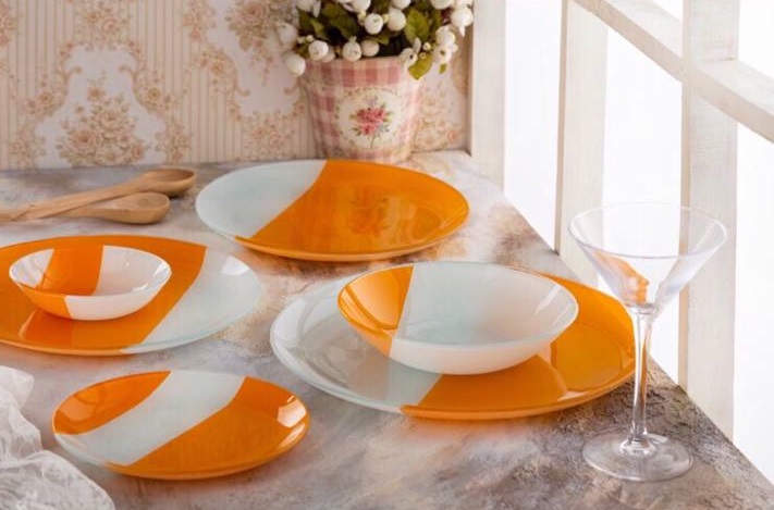 سرویس غذاخوری 25 پارچه آرکوفام طرح پرنسا نارنجی