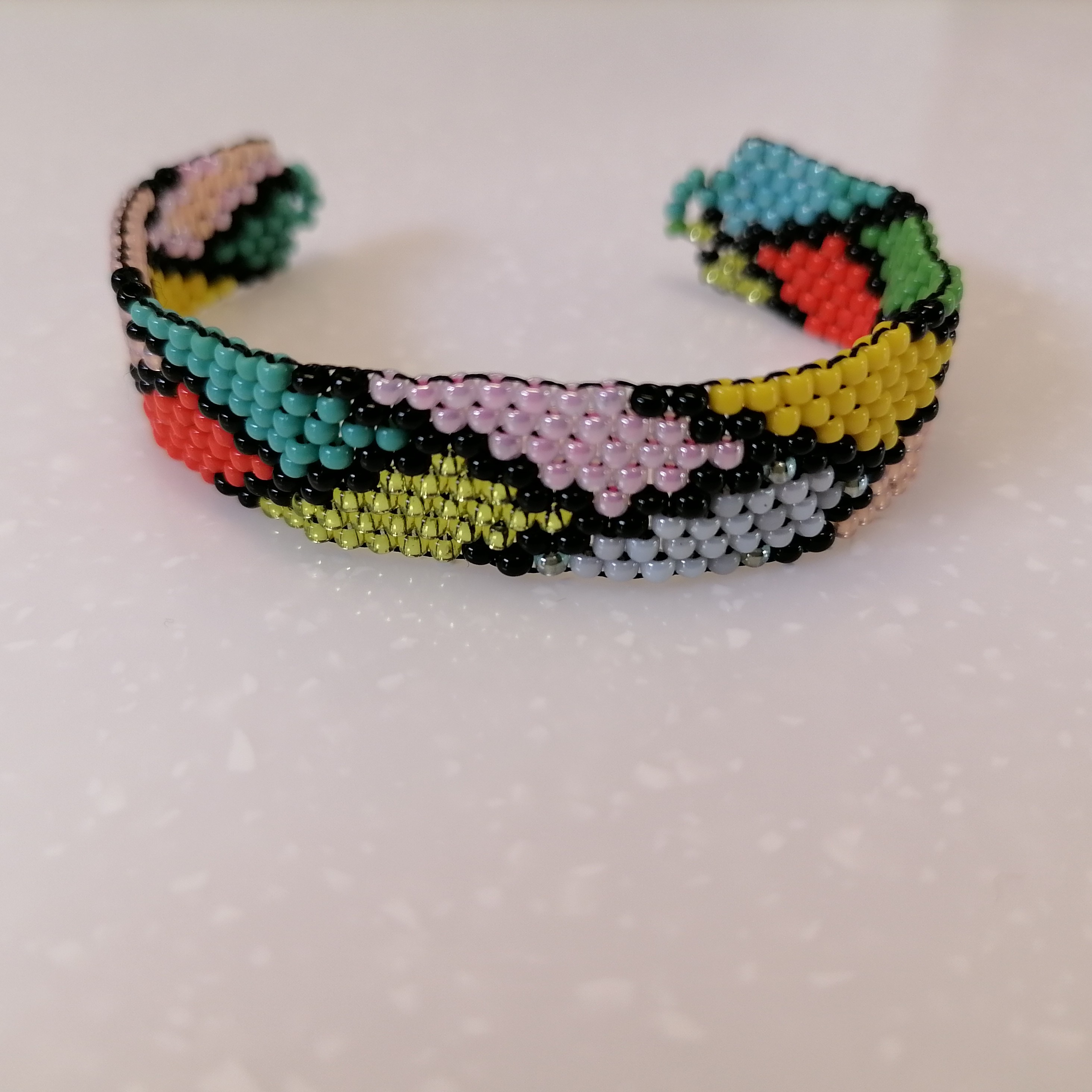 دستبند جناقی رنگی 