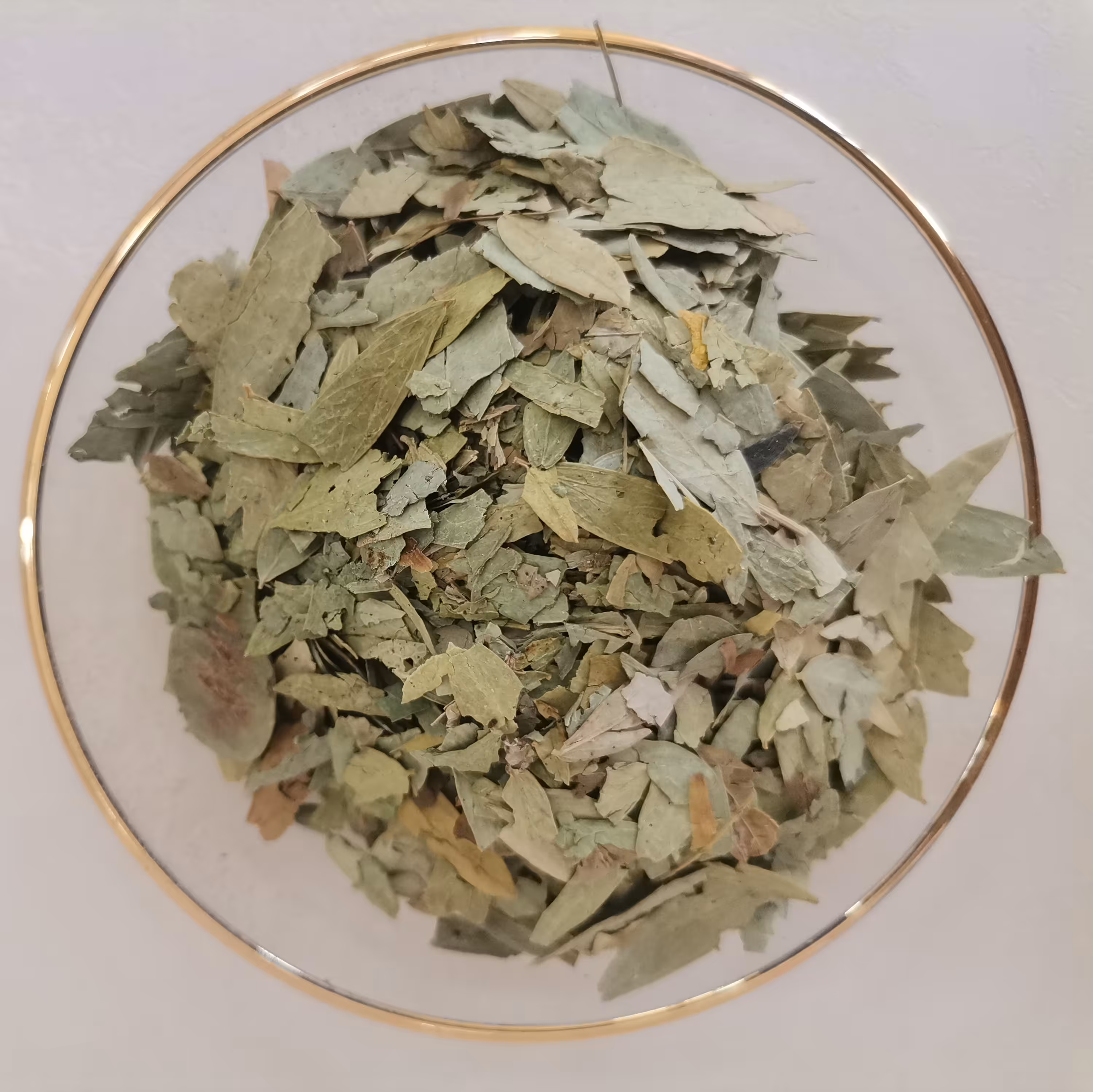 برگ سنا اعلا خانه ادویه در بسته بندی 100 گرمی  تمیز  و بهداشتی