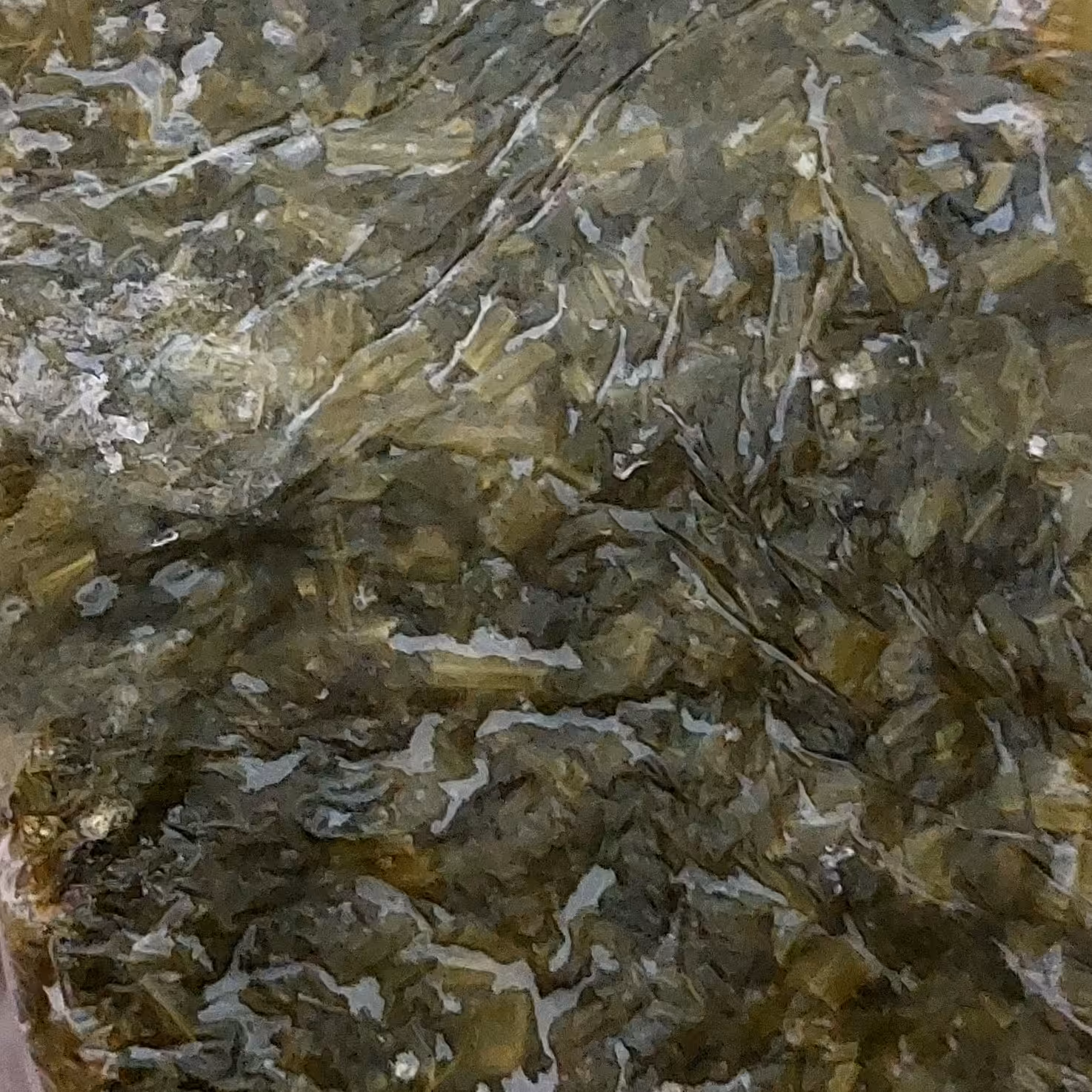 سبزی  خورشت تفت داده شده