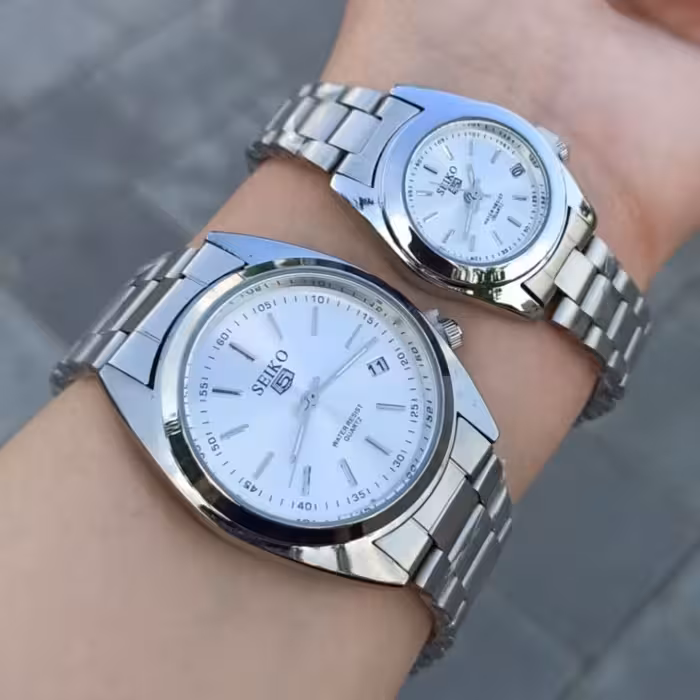 ست زنانه و مردانه سیکو بند استیل قاب استیل قفل تاشو  نقره‌ای Seiko