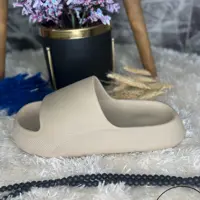 دمپایی آرتا 