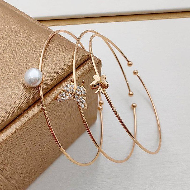 مجموعه 3 عددی بنگل شوپینگ رنگ ثابت با ظریف کاری فوق العاده زیبا 