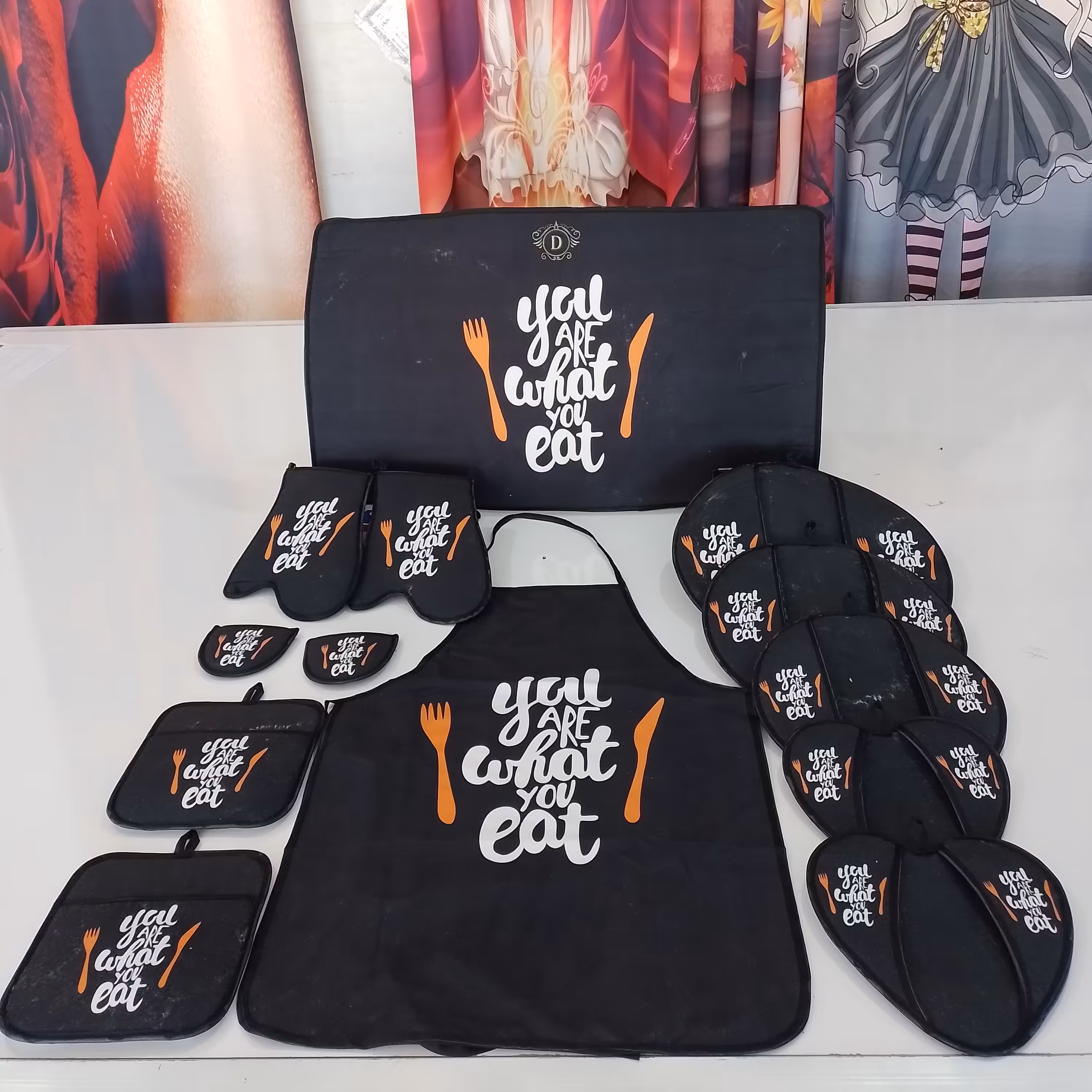 سرویس پیشبند و دمکنی 13 پارچه طرح ترک