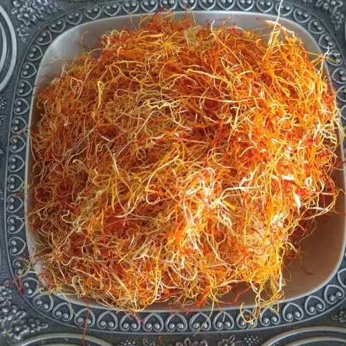 ریشه زعفران مناسب دمنوش و غذا یک مثقالی