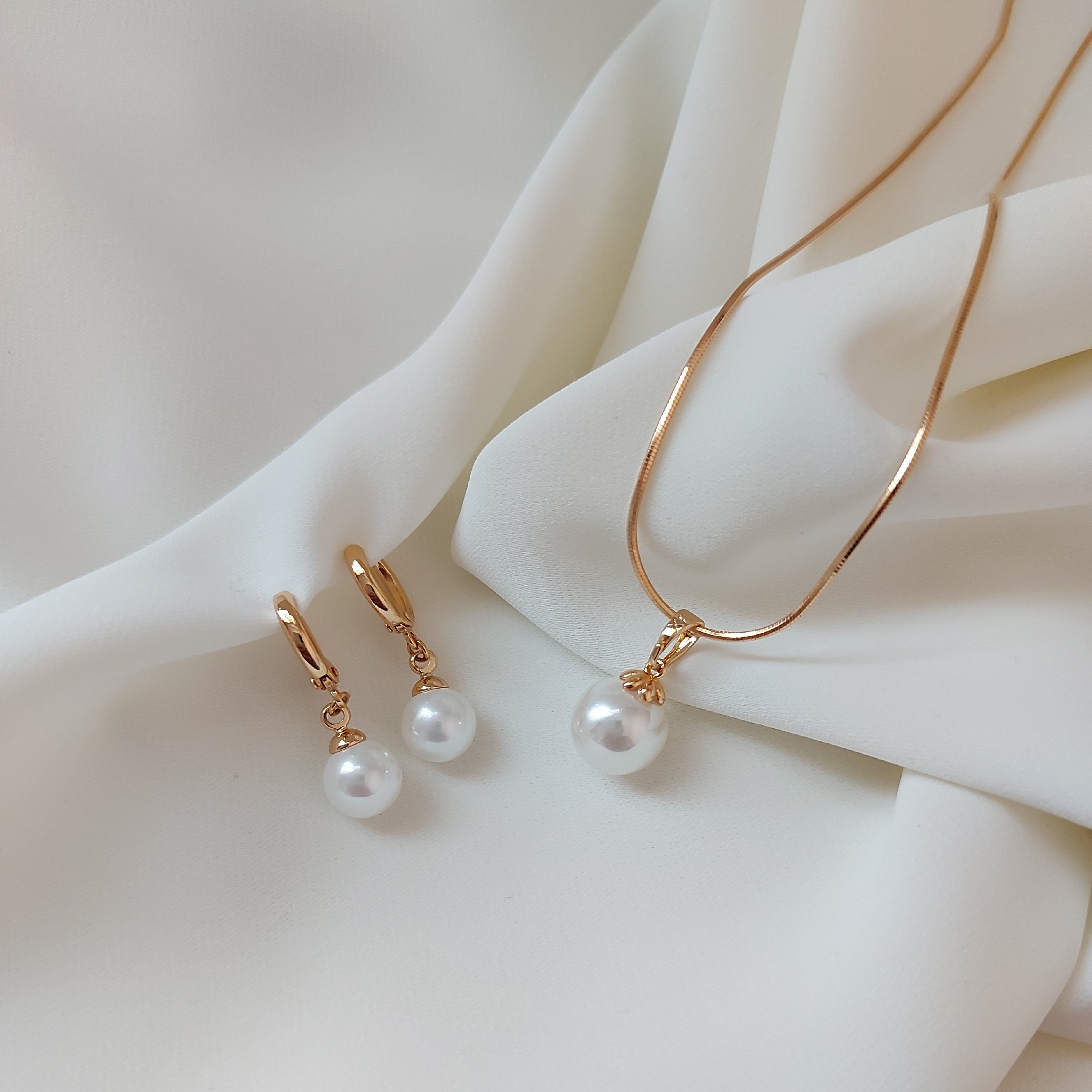 نیم ست مروارید برند ژوپینگ، روکش طلا، رنگ ثابت، مروارید پرورشی