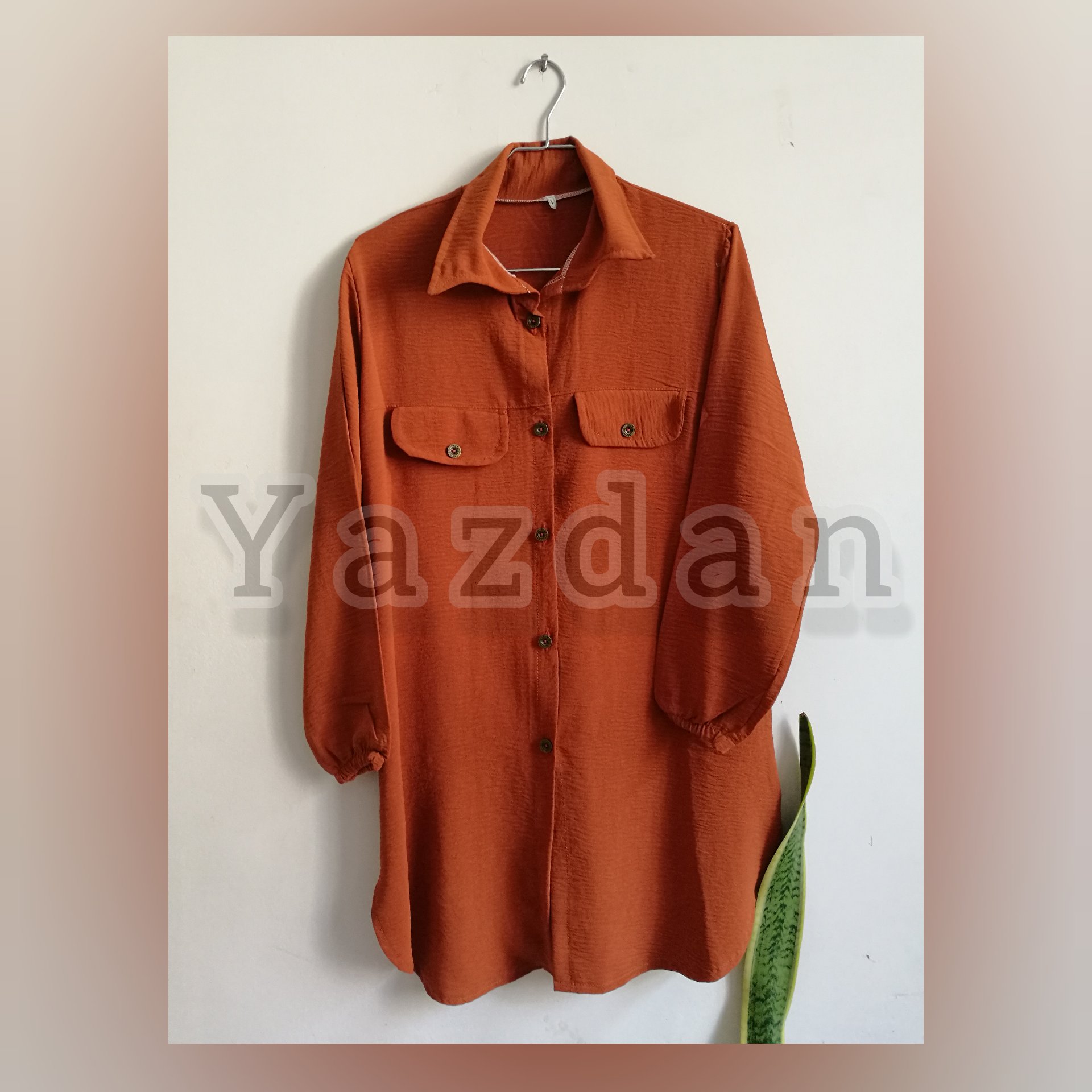 مانتو ابر و بادی دکمه دار
