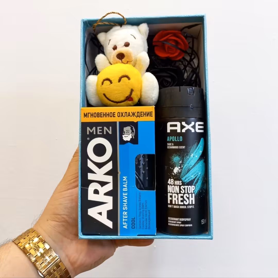 باکس هدیه آبی آقایان تولد و سالگرد

