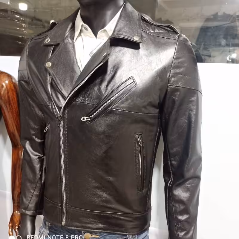 کاپشن چرم مردانه دست دوز با چرم کاملا طبیعی با کیفیت بسیار عالی وشیک 