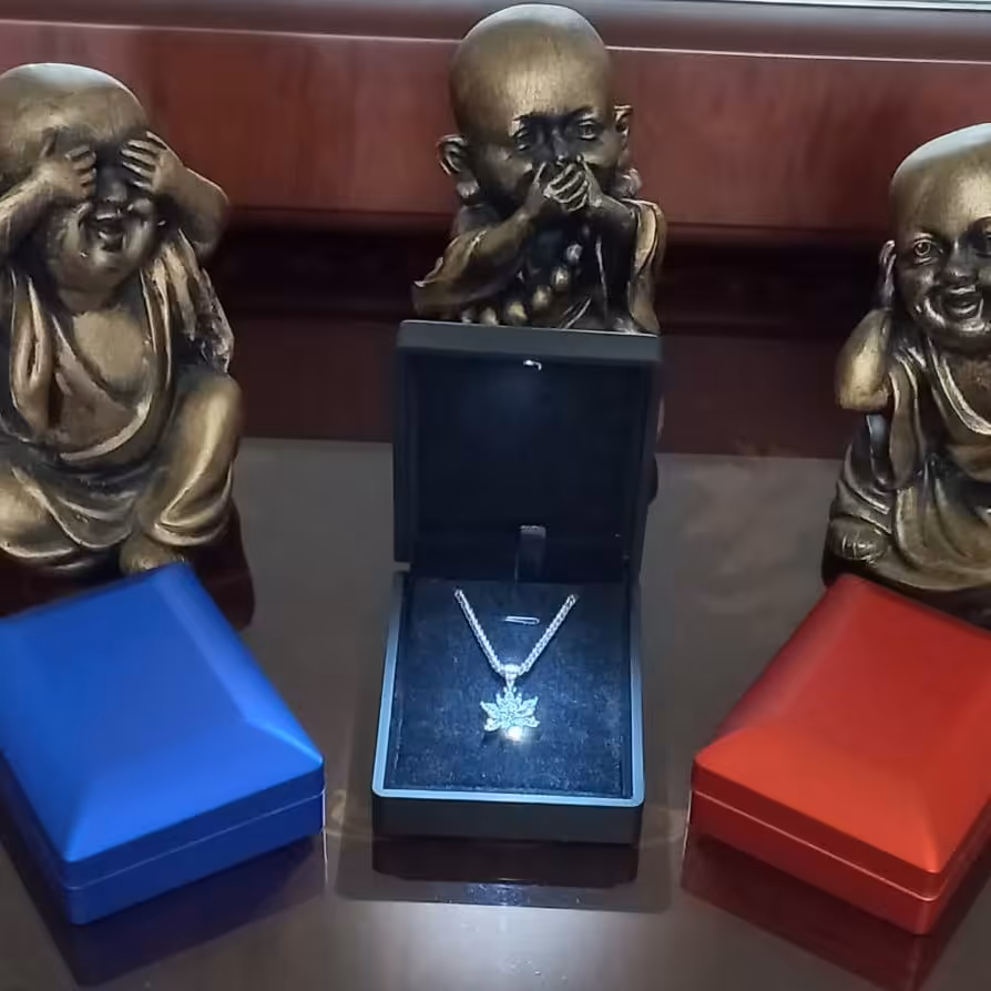 جعبه نیم ست طلا