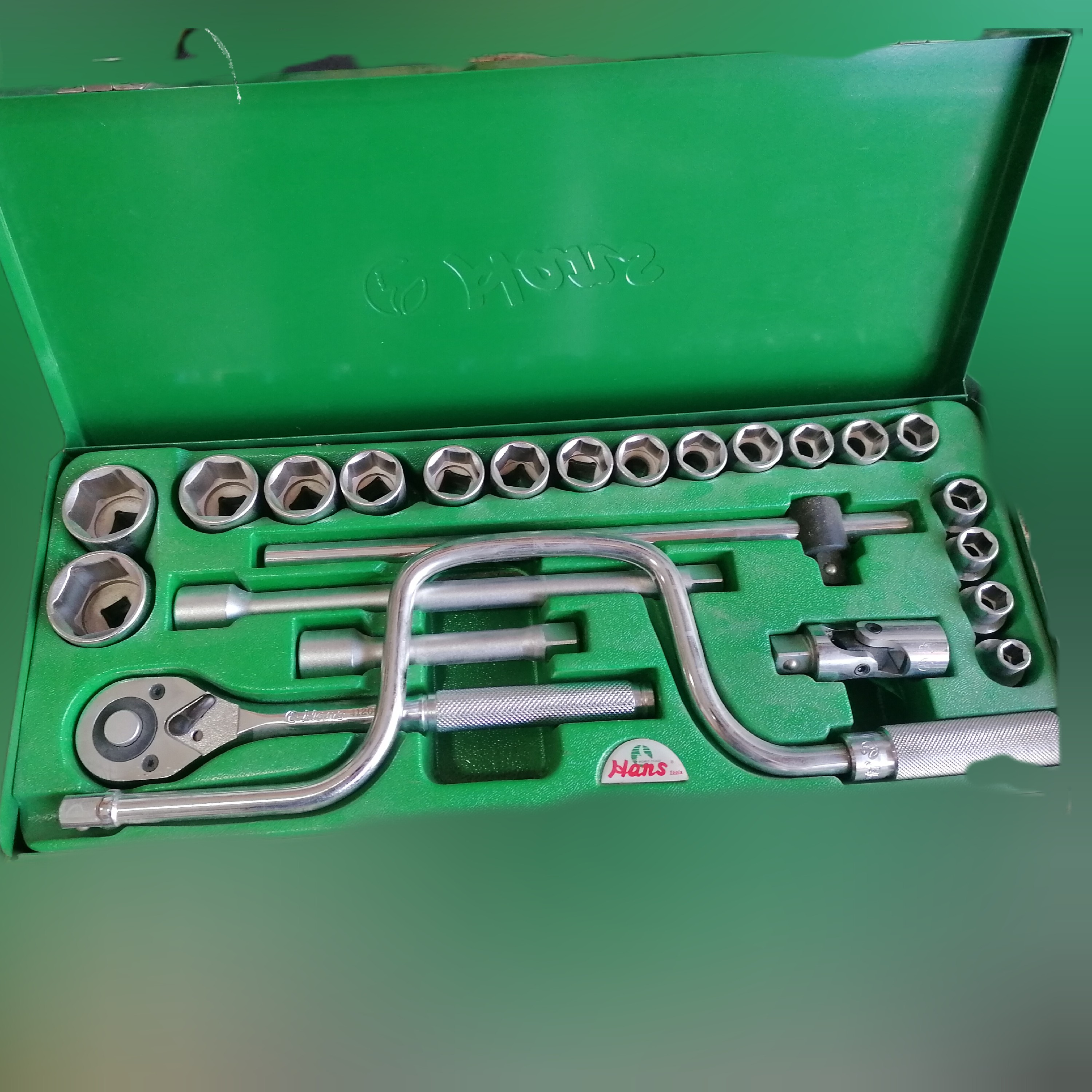 جعبه بکس اصلی هنس با ضمانت رد نکردن و کیفیت بسیار عالی