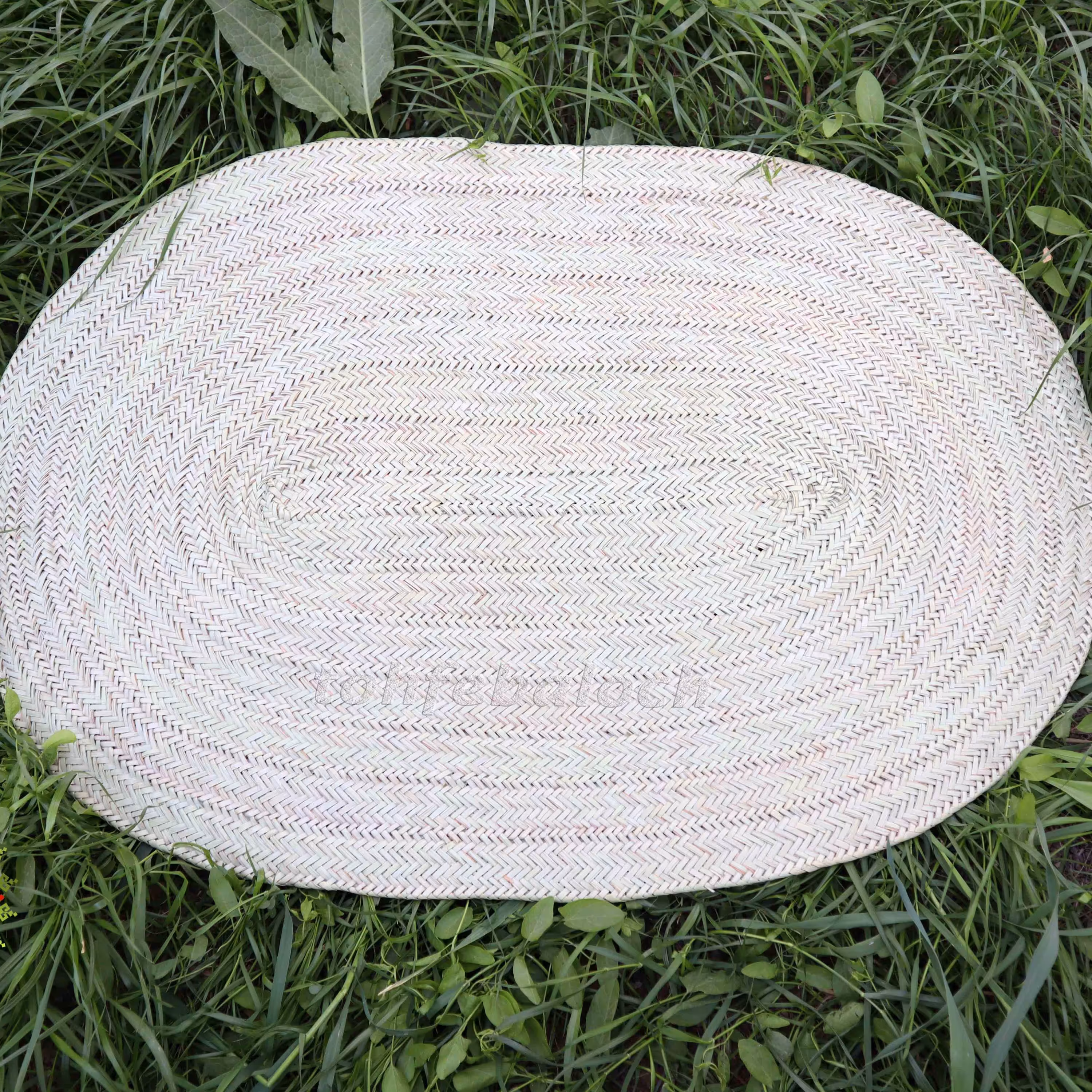 سفره و فرشینه حصیری داز بیضی