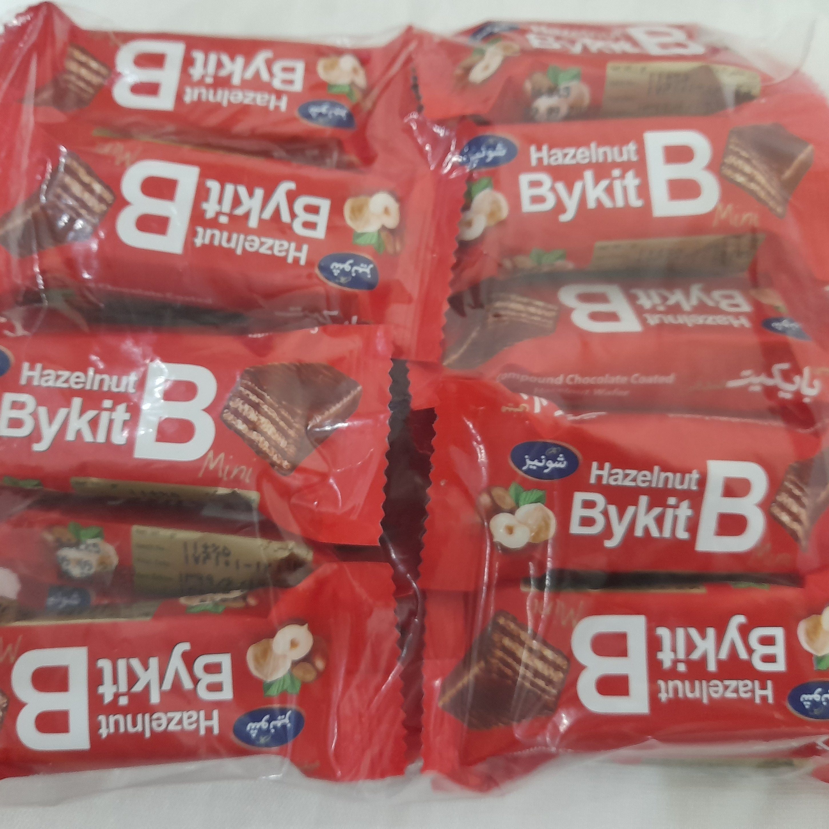 بایکیت فندقی