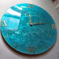 ساعت فیروزه ای