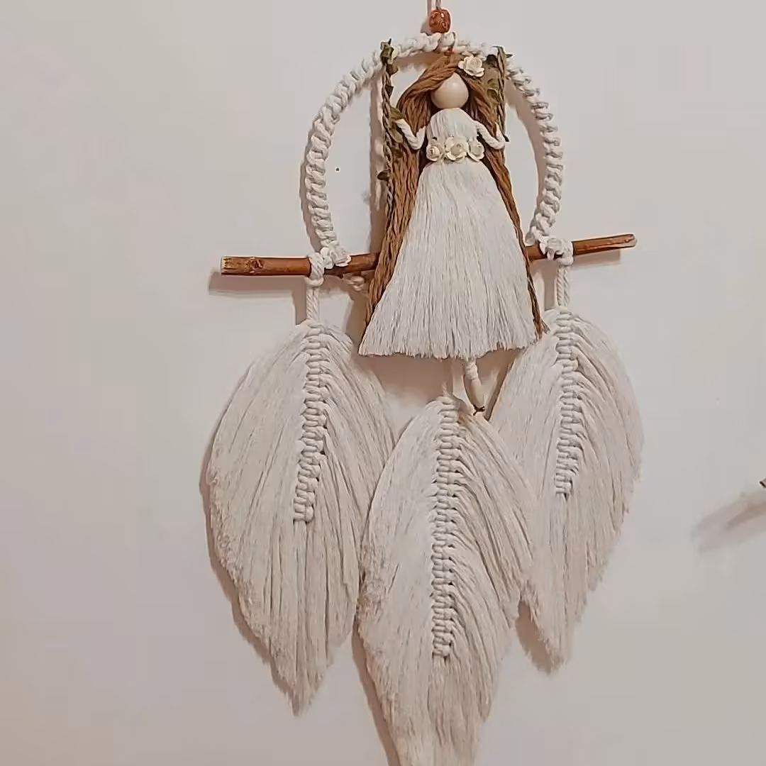 مکرومه بافی آویز دیوار