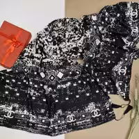 شال نخی مشکی سفید شیک