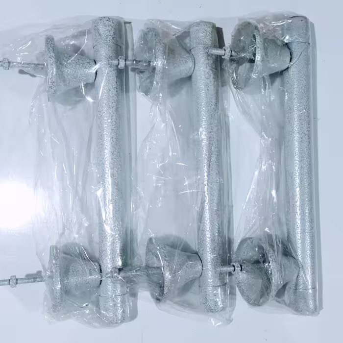 دستگیره حیاطی دو پیچ