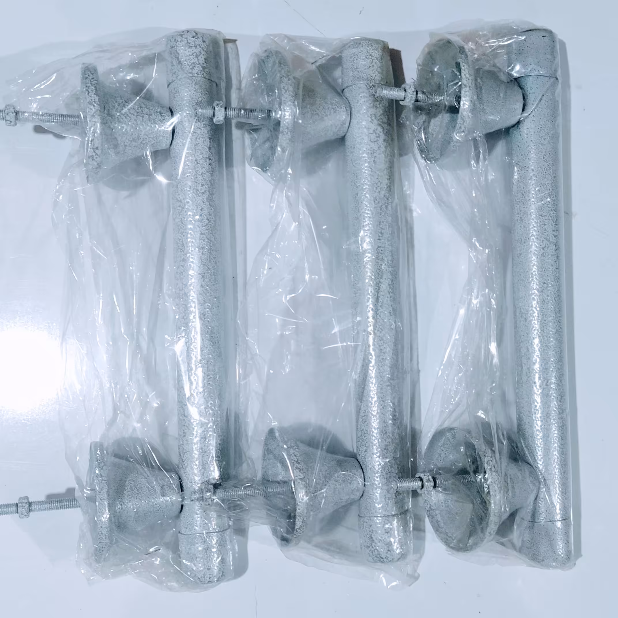 دستگیره حیاطی دو پیچ