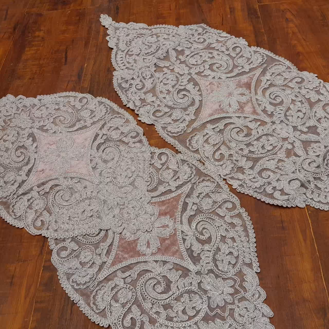 رومیزی 3 تکه مخمل و قیطون