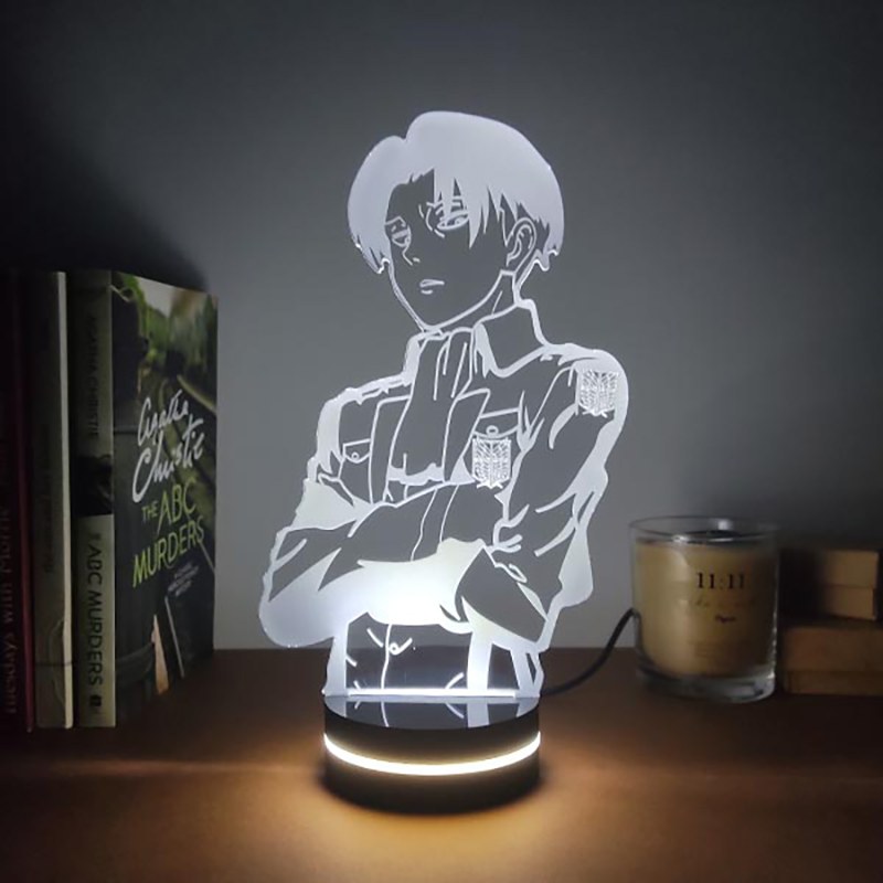 چراغ خواب طرح لیوای انیمه اتک ان تایتان رنگ سفید