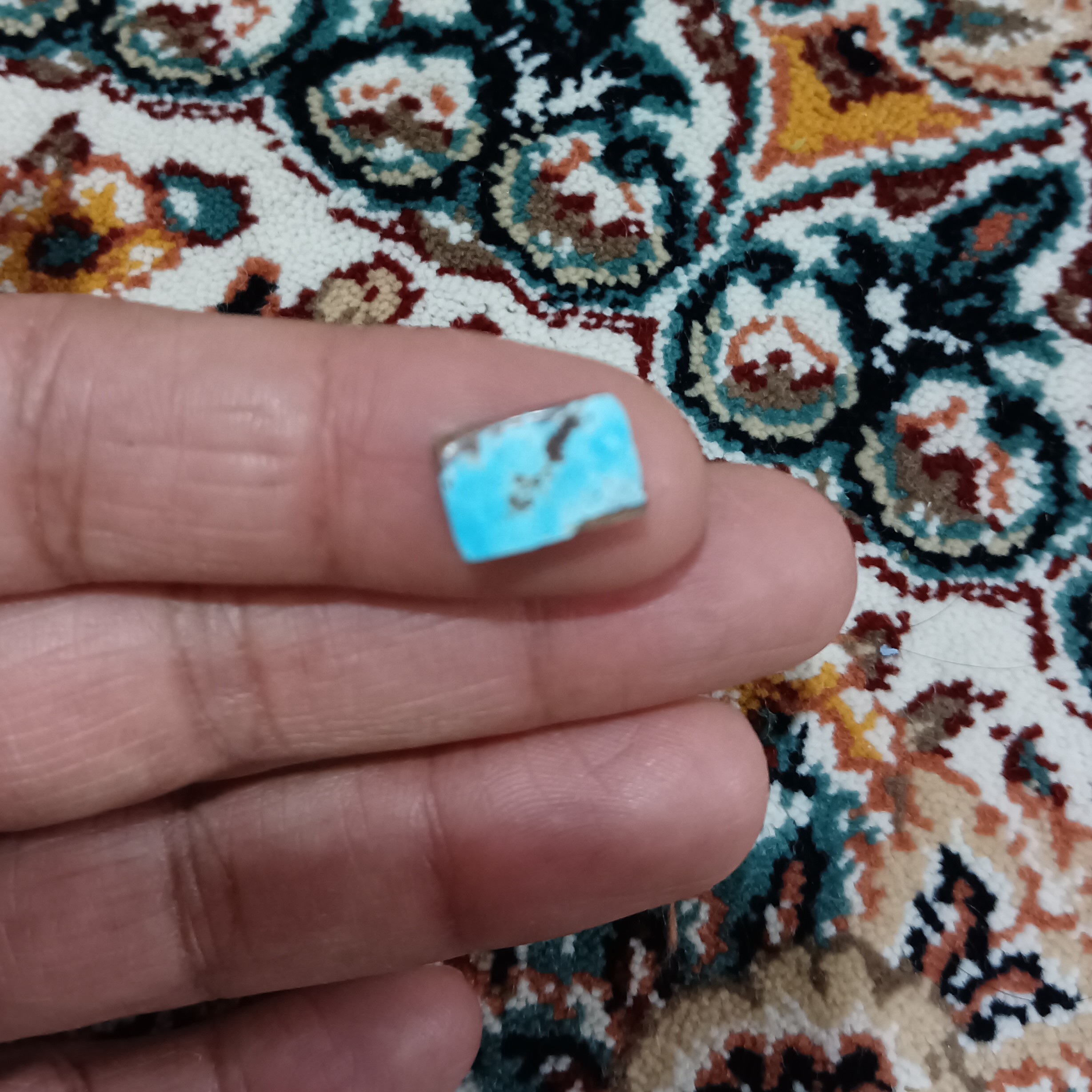 نگین و سنگ فیروزه نیشابور اصل و معدنی مخصوص انگشتر مردانه و زنانه و گردنبند بسیار زیبا و خوشرنگ