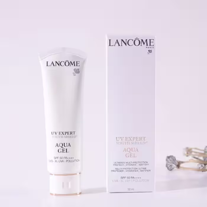ضد آفتاب آکوا ژل لانکوم Lancome UV Expert Youth Shield Aqua Gel SPF 50