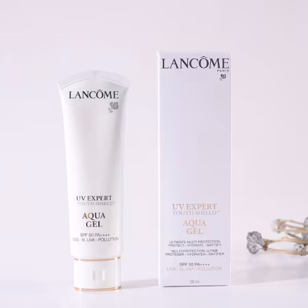 ضد آفتاب آکوا ژل لانکوم Lancome UV Expert Youth Shield Aqua Gel SPF 50