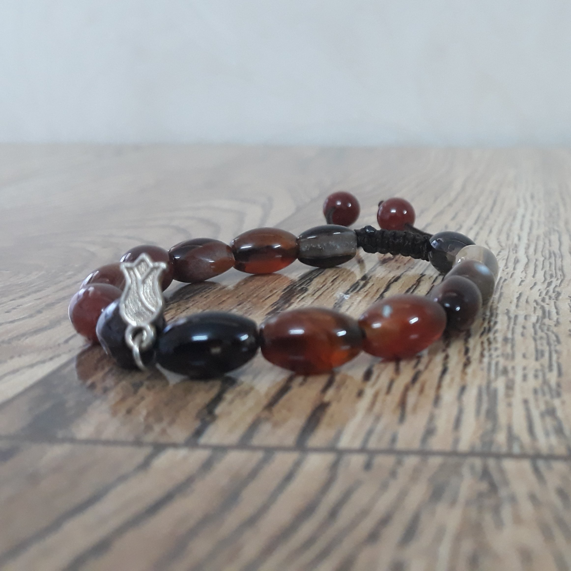 دستبند عقیق اصل