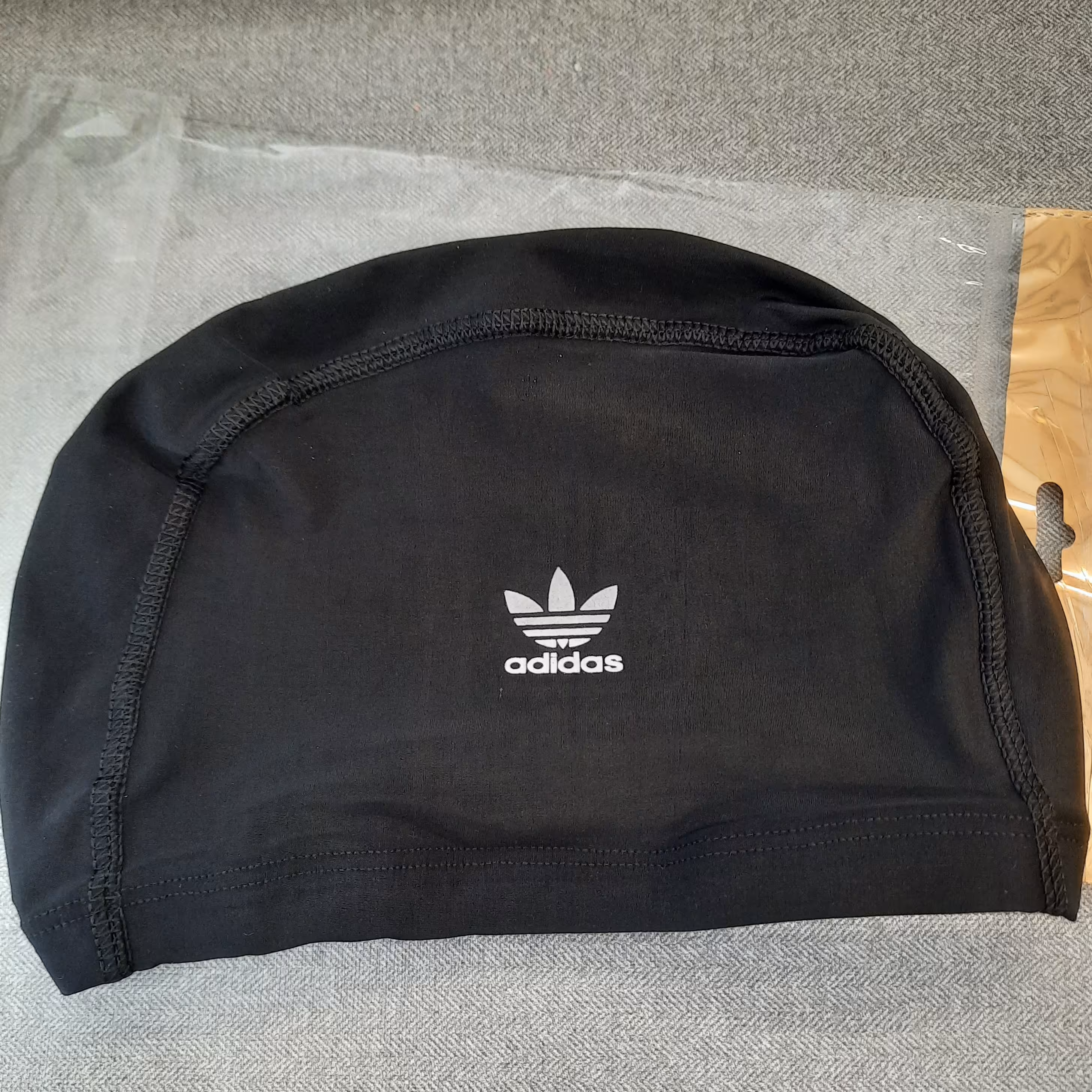 کلاه شنا پارچه ای مشکی