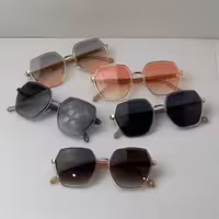 عینک زنانه فندی کد Fendi 2460