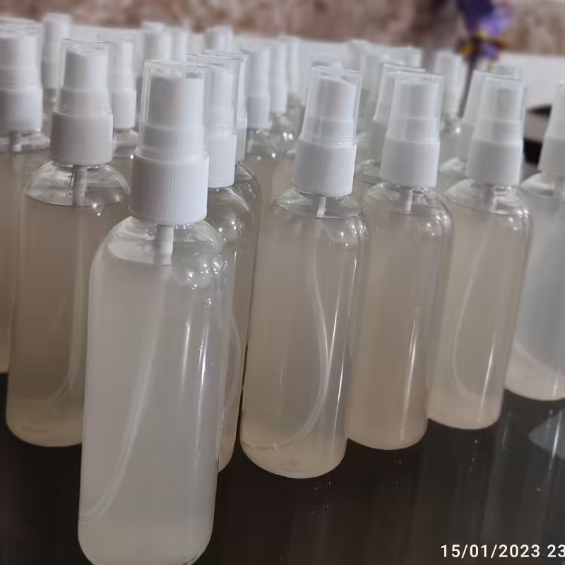 اسپری ضد تعریق و رفع بوی بد عرق صد گرمی