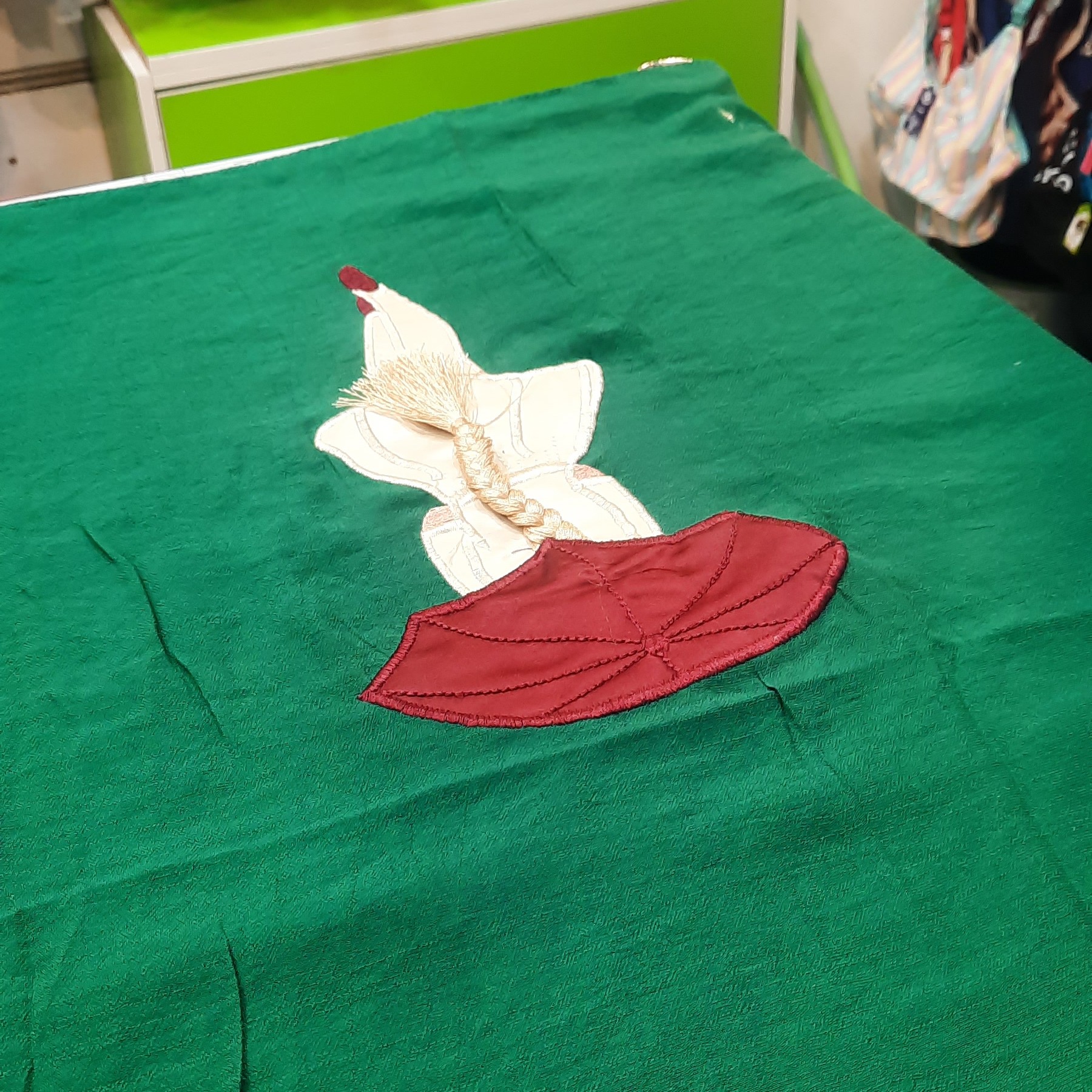 شال نخی گلدوزی شده استیکر(ارسال رایگان)